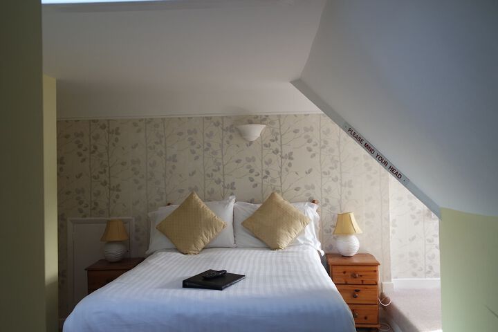 Room 44 of 160