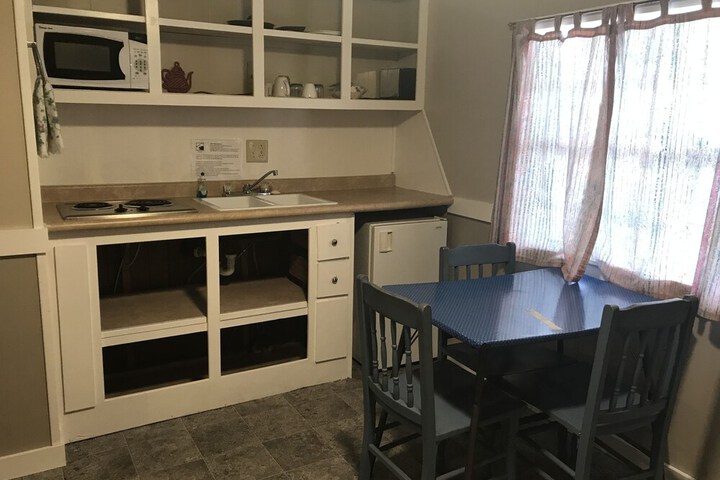 Room 6 of 29