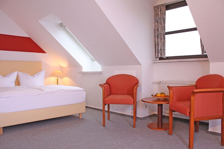 Room 18 of 31