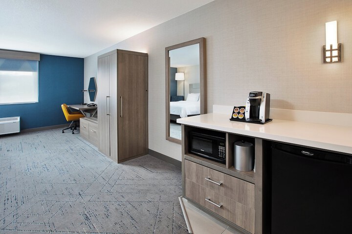 Room 11 of 45