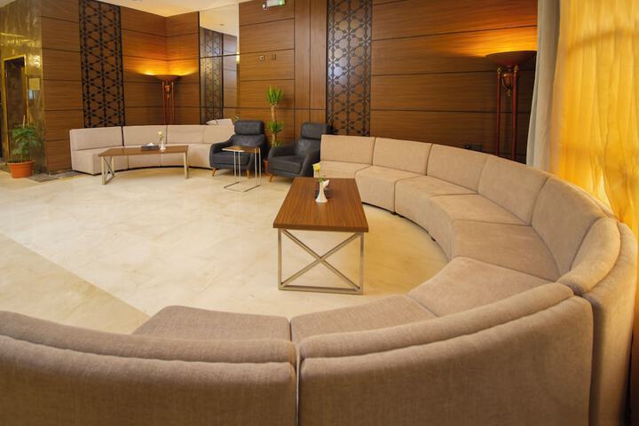 Room 18 of 43