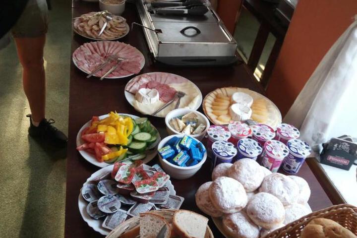 General 6 of 32