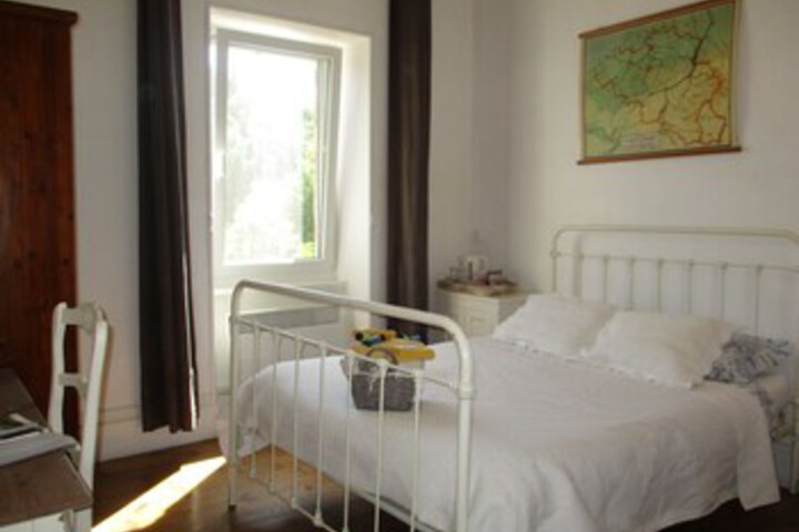 Room 29 of 40