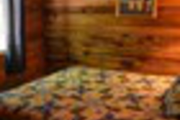 Room 14 of 204
