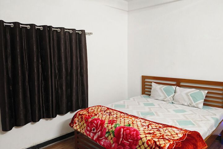 Room 4 of 19