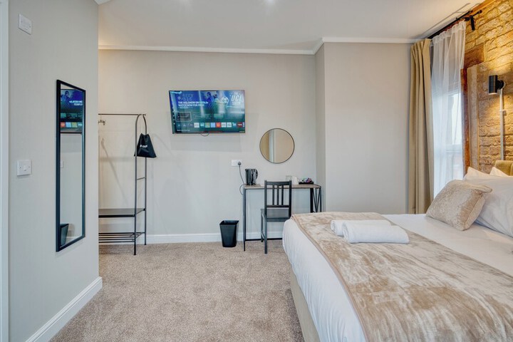Room 25 of 36