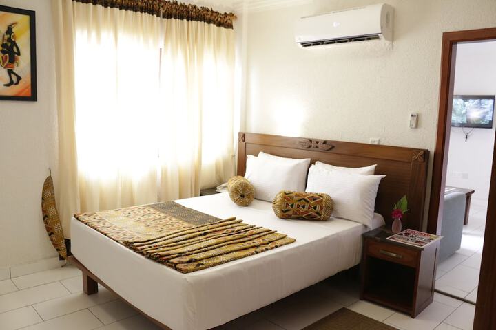 Room 4 of 22