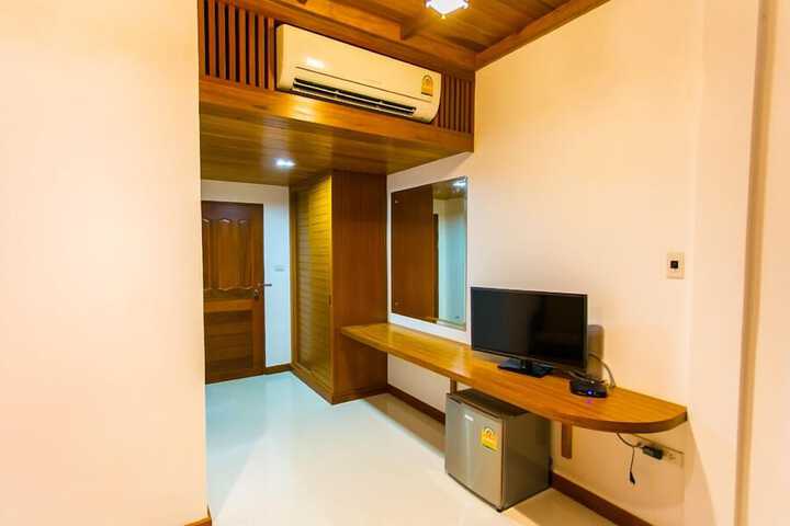 Room 44 of 88