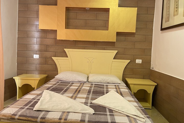 Room 5 of 21