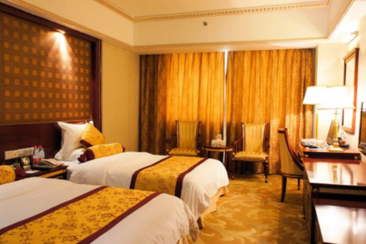 Dragon City International Hotel
