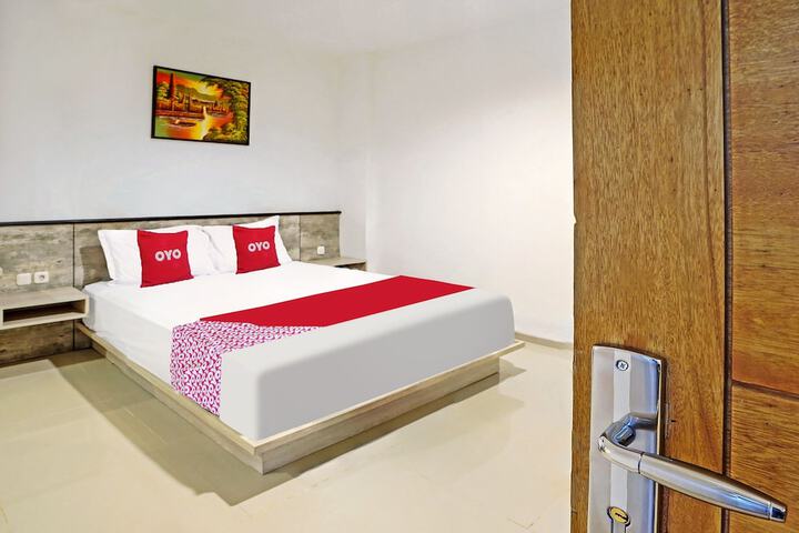 Room 20 of 33