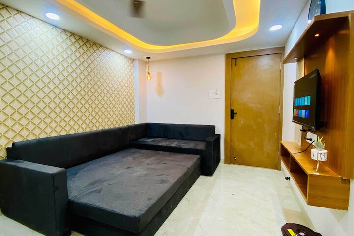 Room 33 of 55
