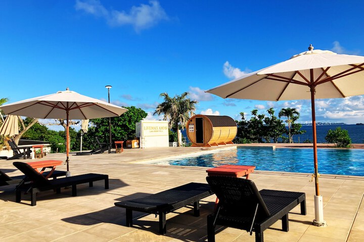 Pools & Facilities