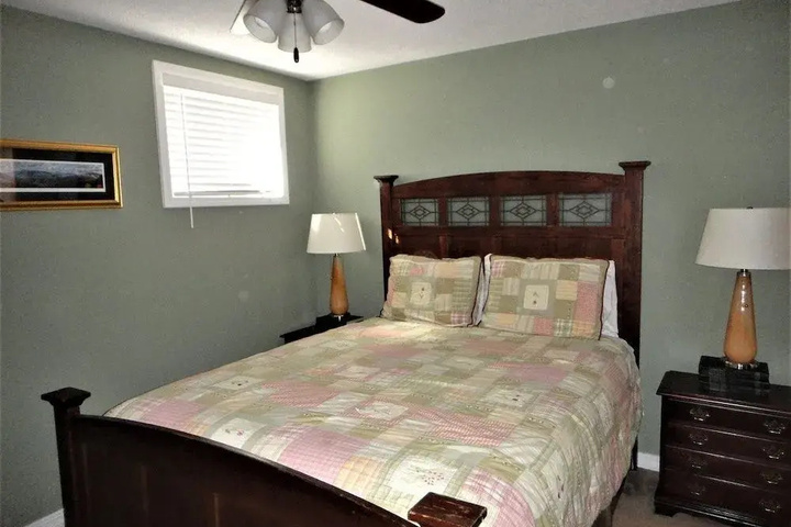 Room 2 of 15