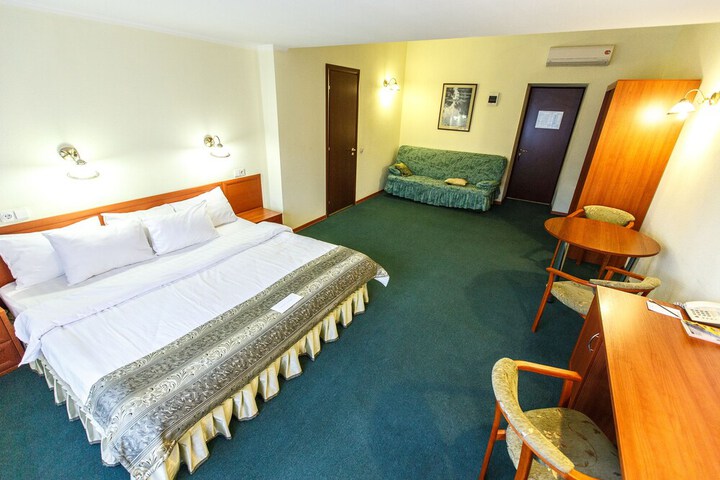 Room 18 of 51