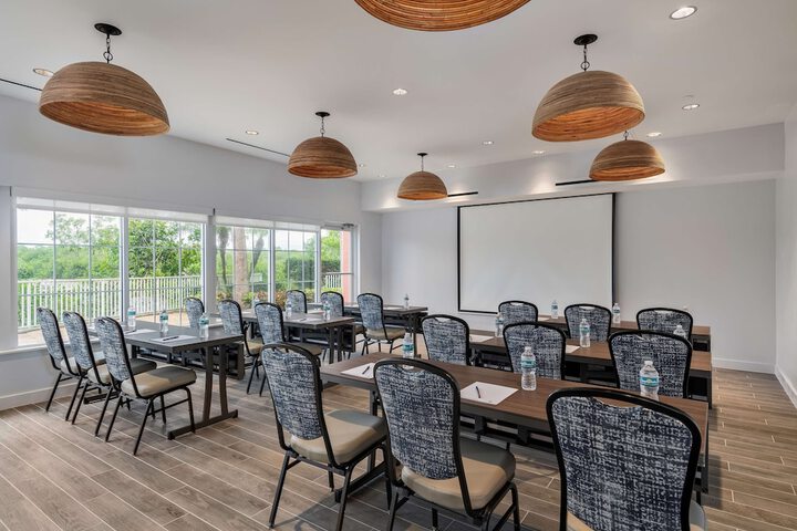 Meeting facility