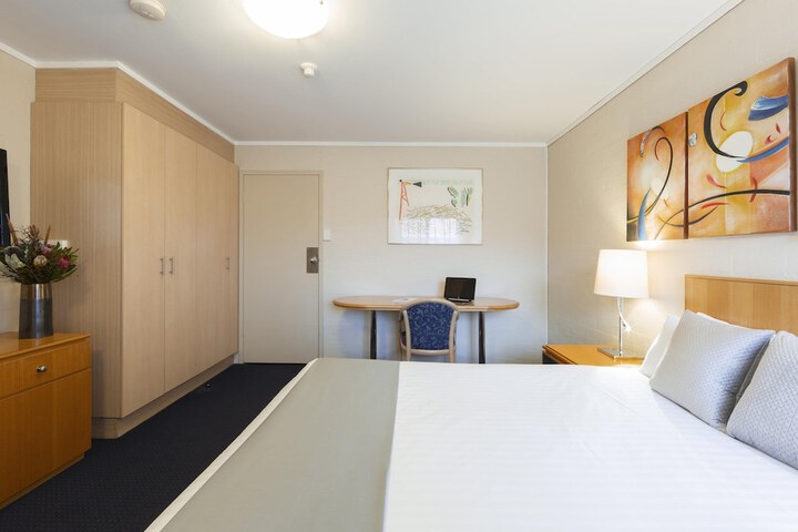 Room 14 of 61