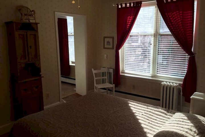 Room 19 of 99