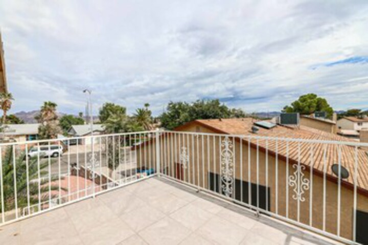 Terrace/Patio 3 of 31