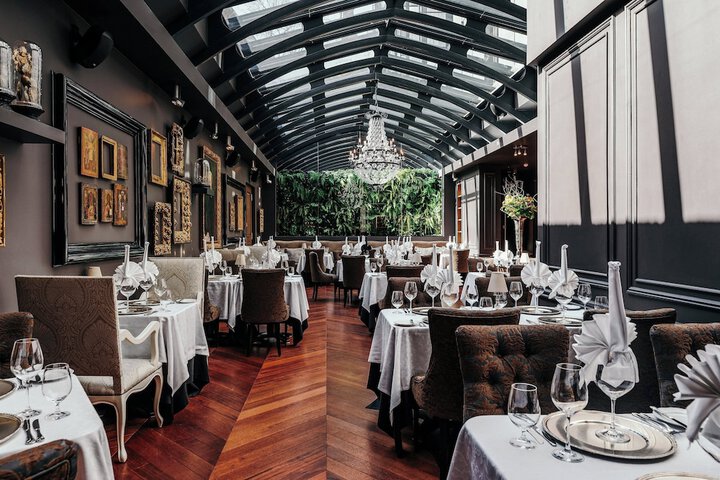 Dining 79 of 96