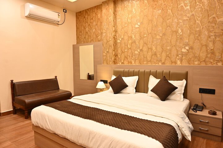 Room 12 of 45