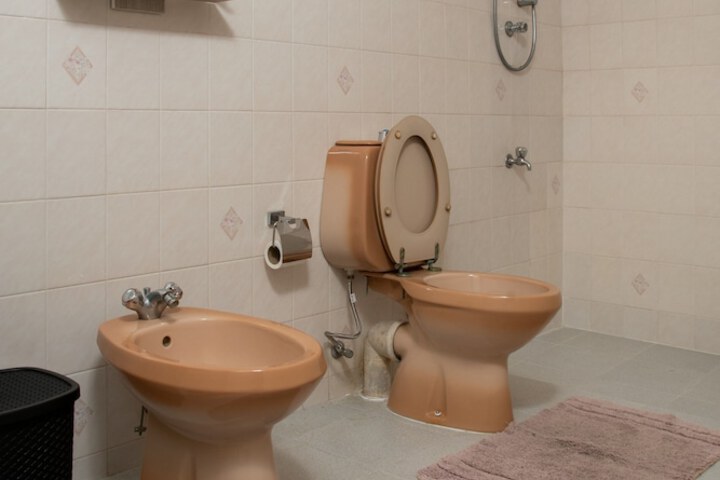 Room 13 of 25