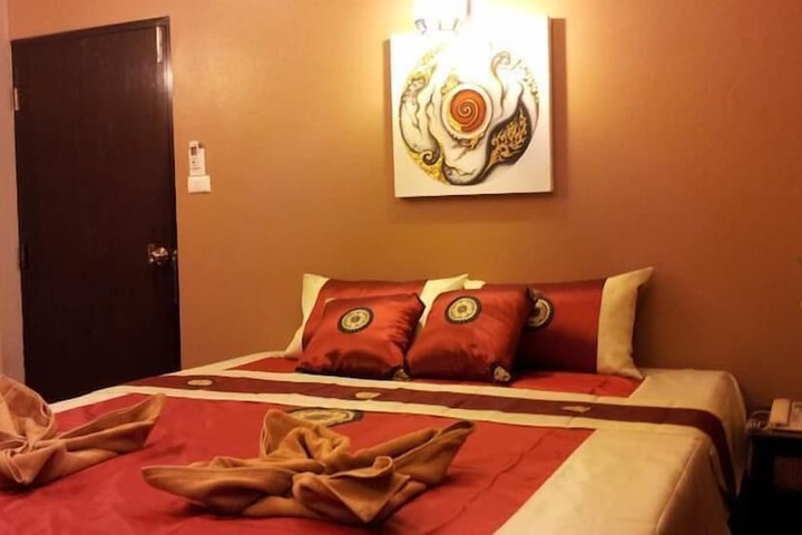 Room 7 of 40