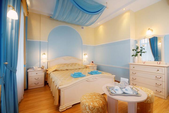 Room 45 of 66