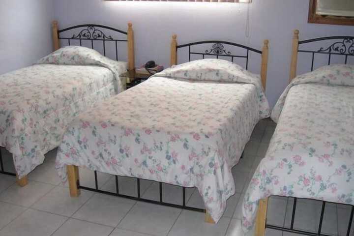 Room 6 of 17