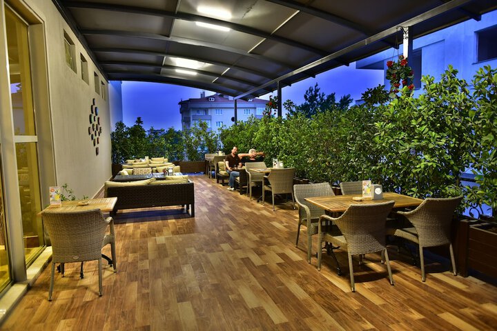 Terrace/Patio 57 of 60