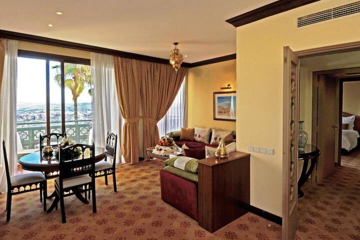 Room 21 of 63