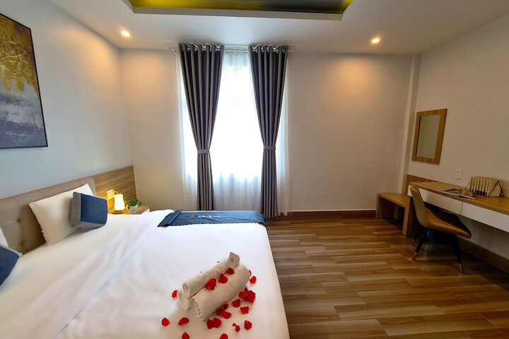 Room 5 of 27