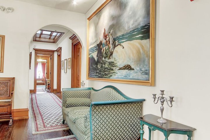 Hotel Interior 9 of 39