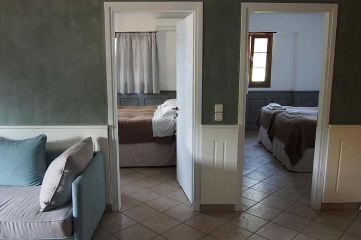 Room 29 of 64