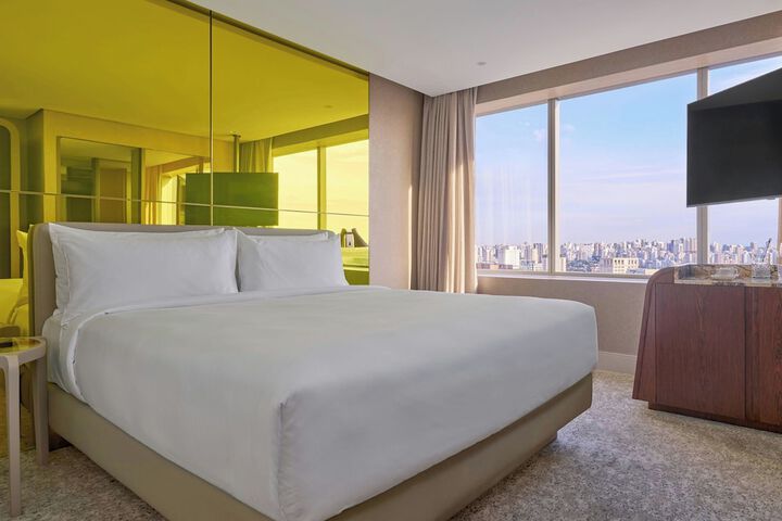 Room 2 of 4