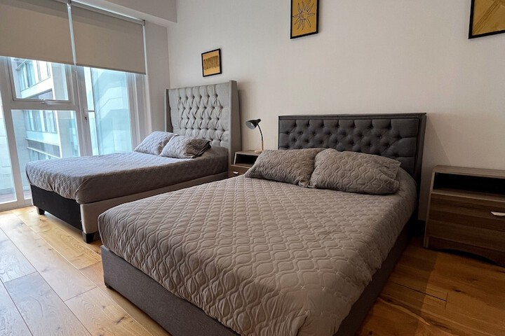 Room 4 of 38