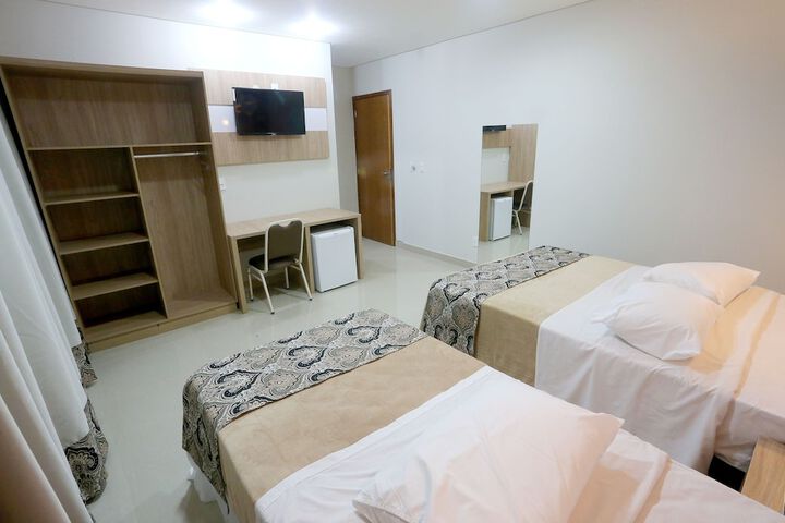 Room 13 of 50
