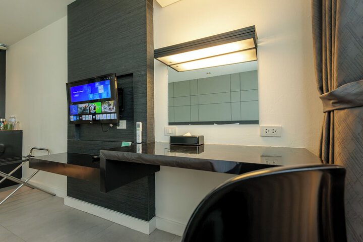 Room 41 of 77