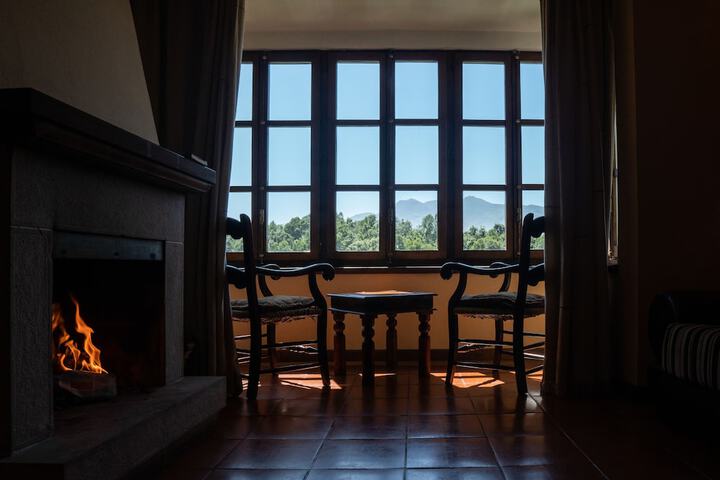 Room 17 of 114