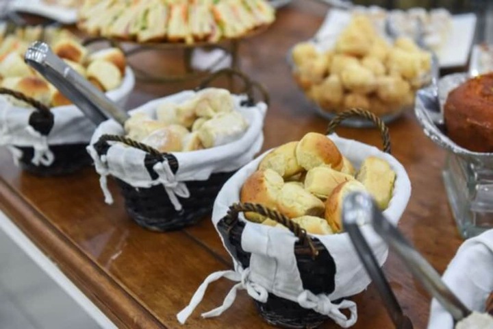 Breakfast buffet