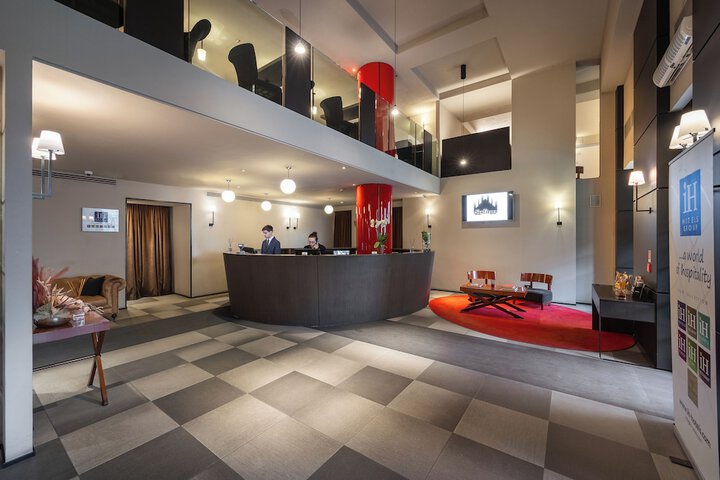 Hotel Interior 4 of 93