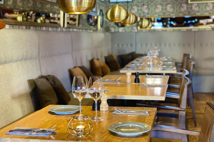 Dining 148 of 187