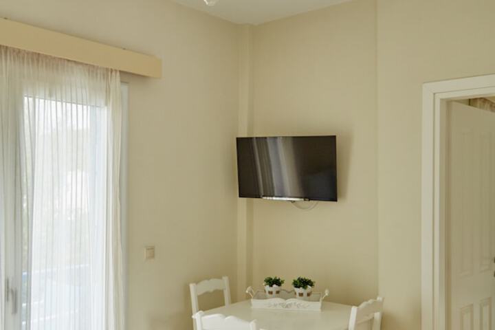 Room 14 of 42