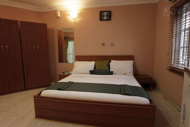 Room 2 of 12