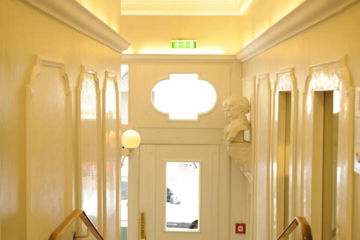 Ballroom/Hall 44 of 59
