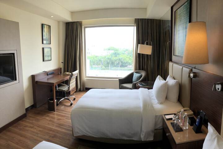Room 35 of 84