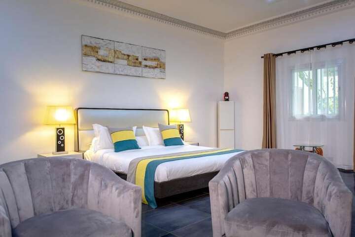 Room 8 of 15