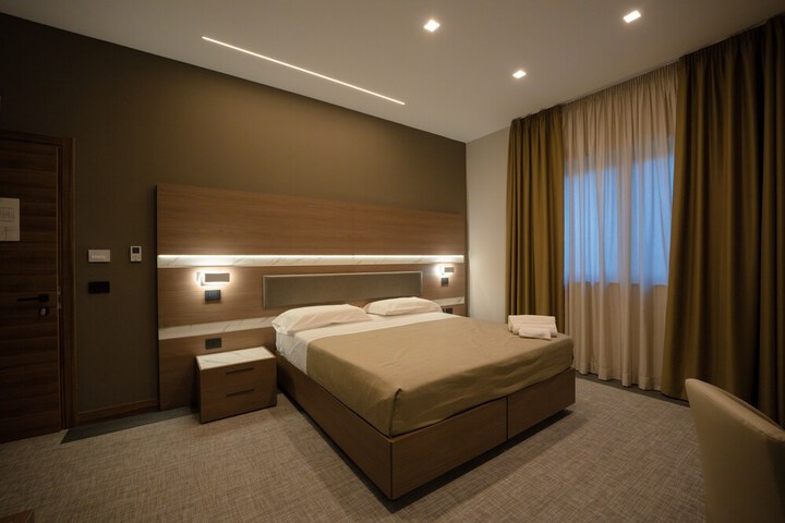 Room 7 of 39