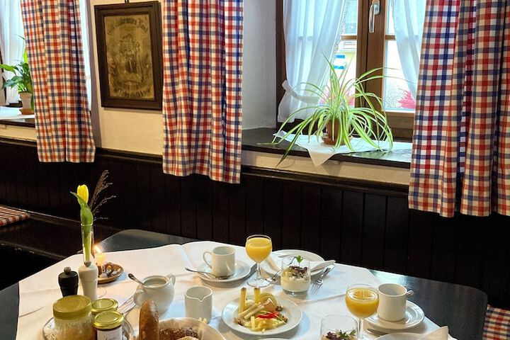 Breakfast/Coffee Service 64 of 91