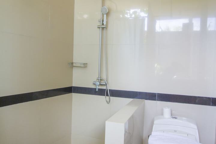 Clean Restrooms